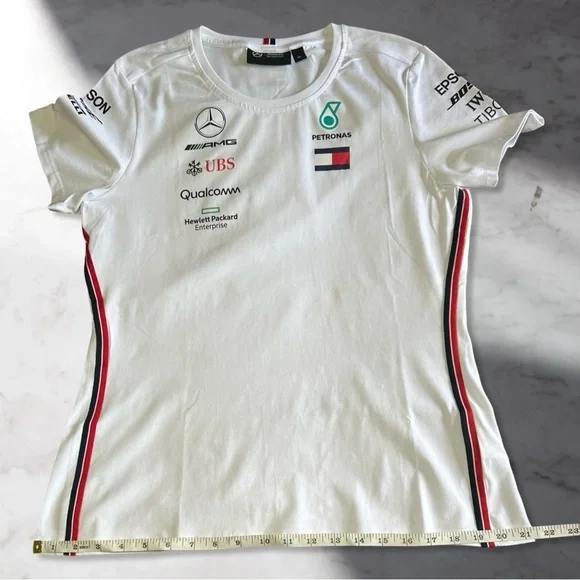 Mercedes Benz AMG Petronas 2019 Formula 1 Women’s Crewneck Tee In White Size XL - Picture 9 of 15